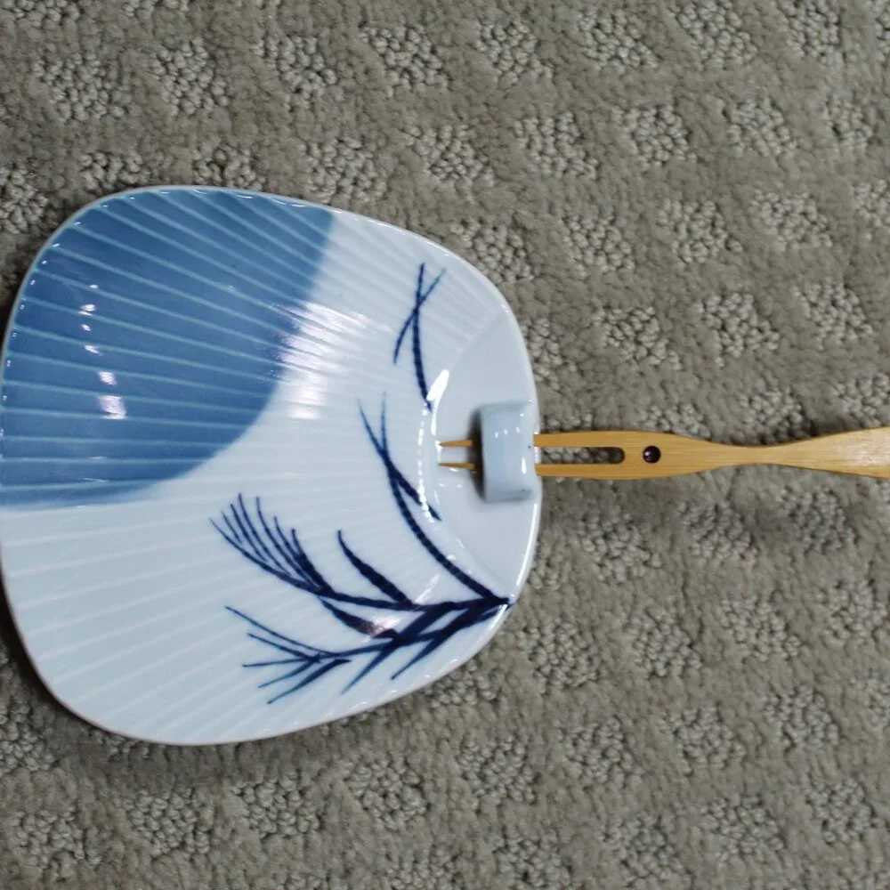 Lot Of 5 Blue White Japanese Porcelain Plate Set With Bamboo Forks In Wooden Box